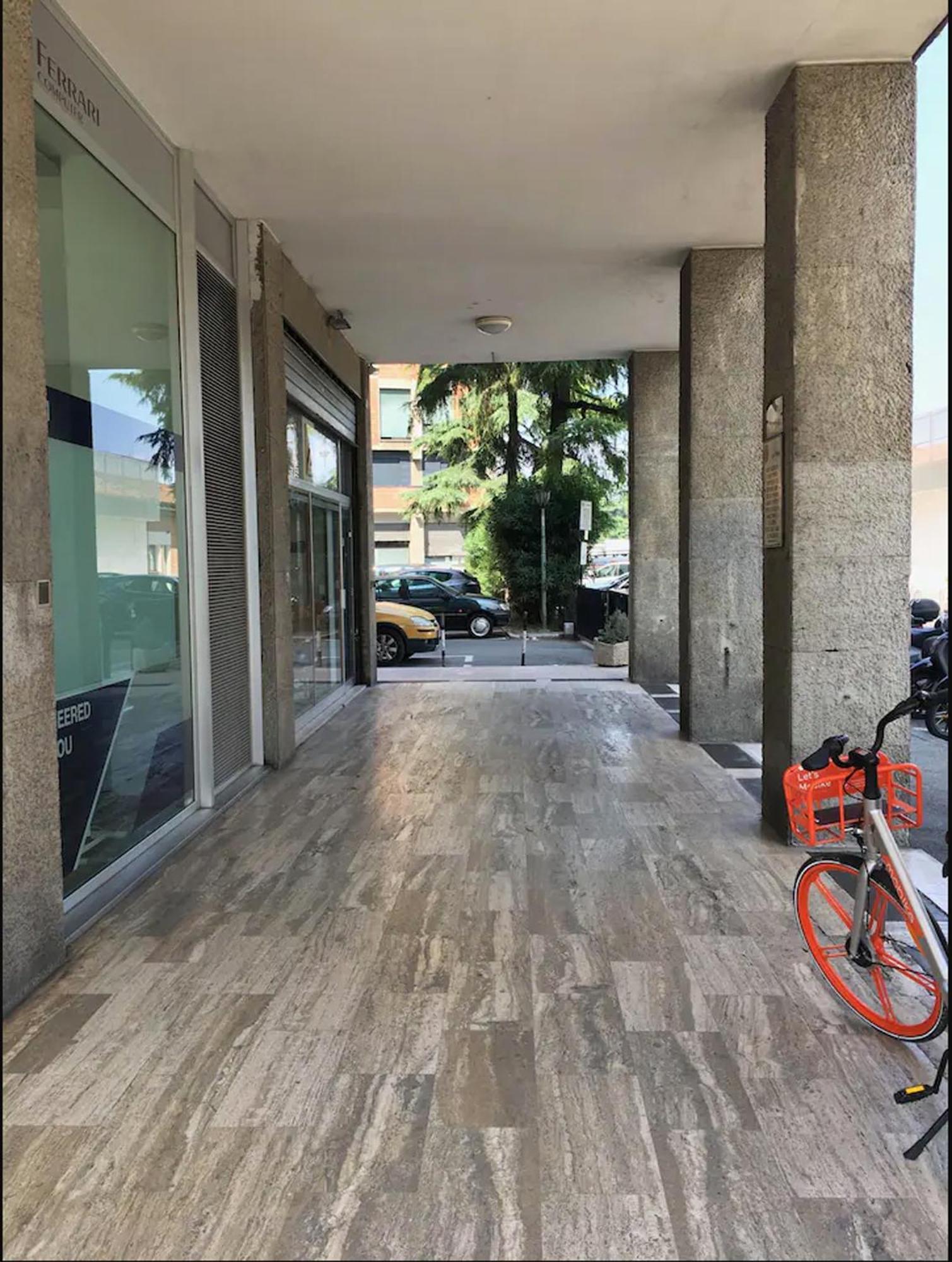 Happy Home Bo Centro Free Private Parking ボローニャ エクステリア 写真